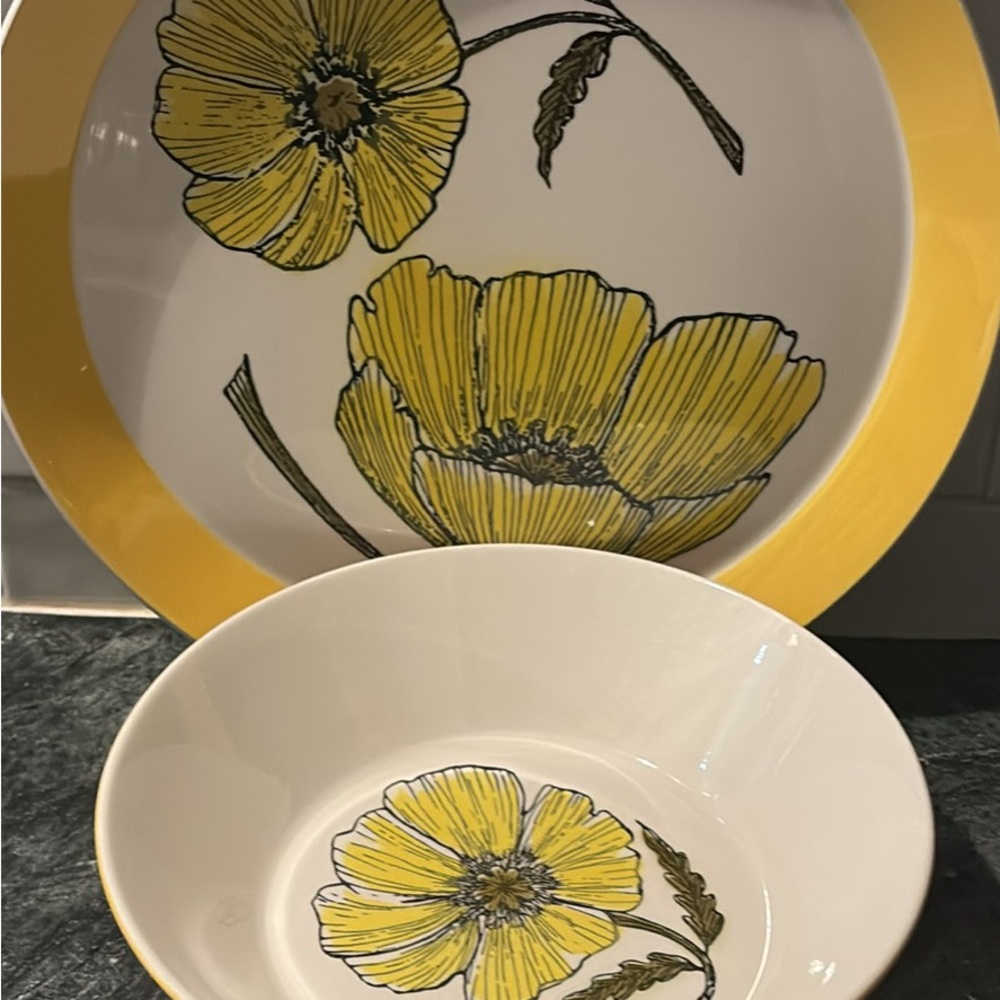 Mikasa Yellow Poppy Serving Platter and Bowl